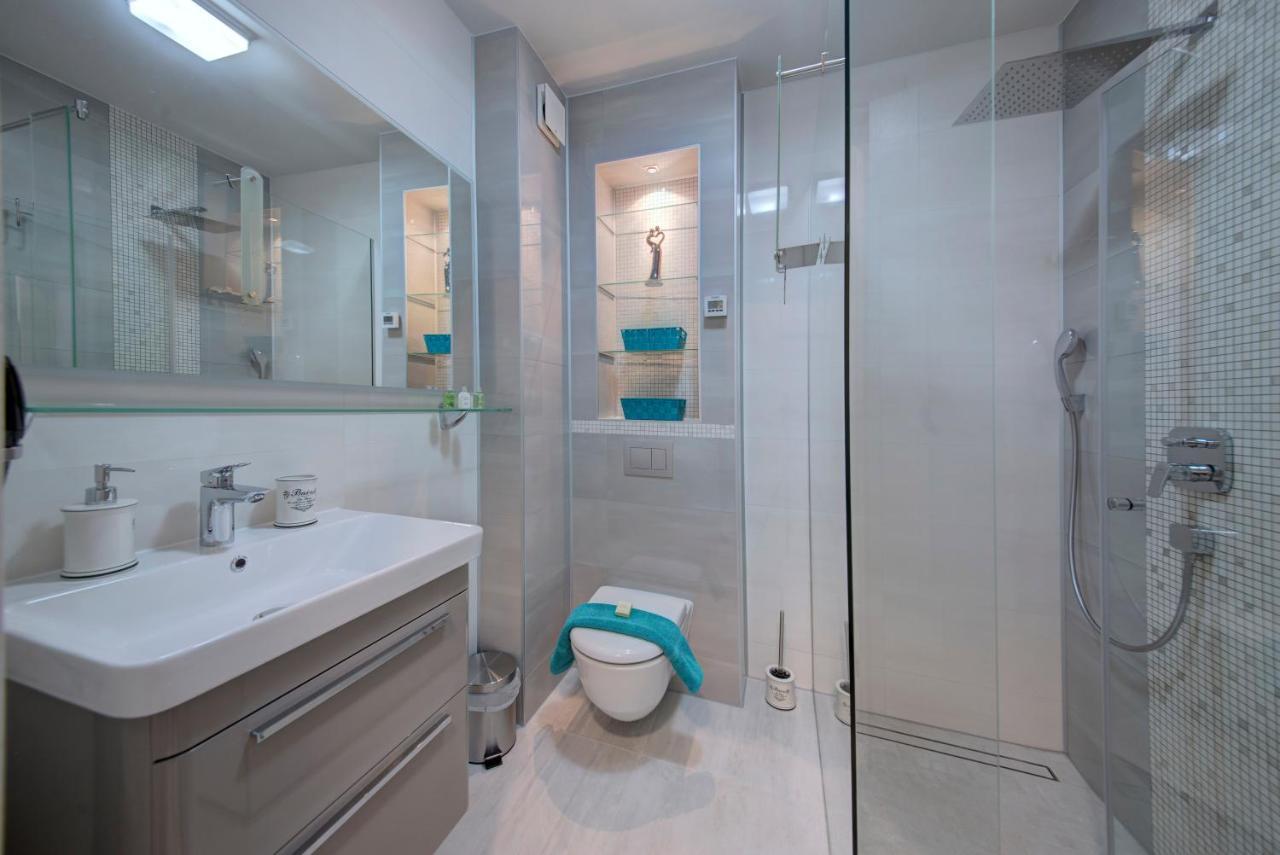 Bajova Kula Luxury Residences Котор Екстериор снимка