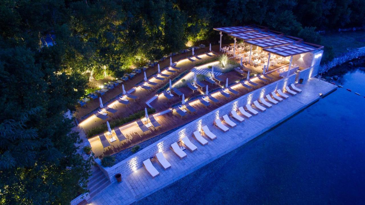 Bajova Kula Luxury Residences Котор Екстериор снимка